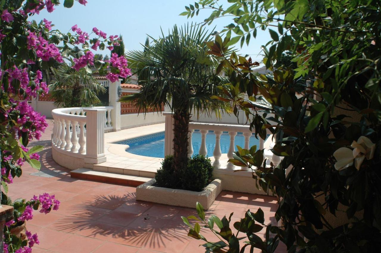 Villa Sol Эмпуриабрава Экстерьер фото